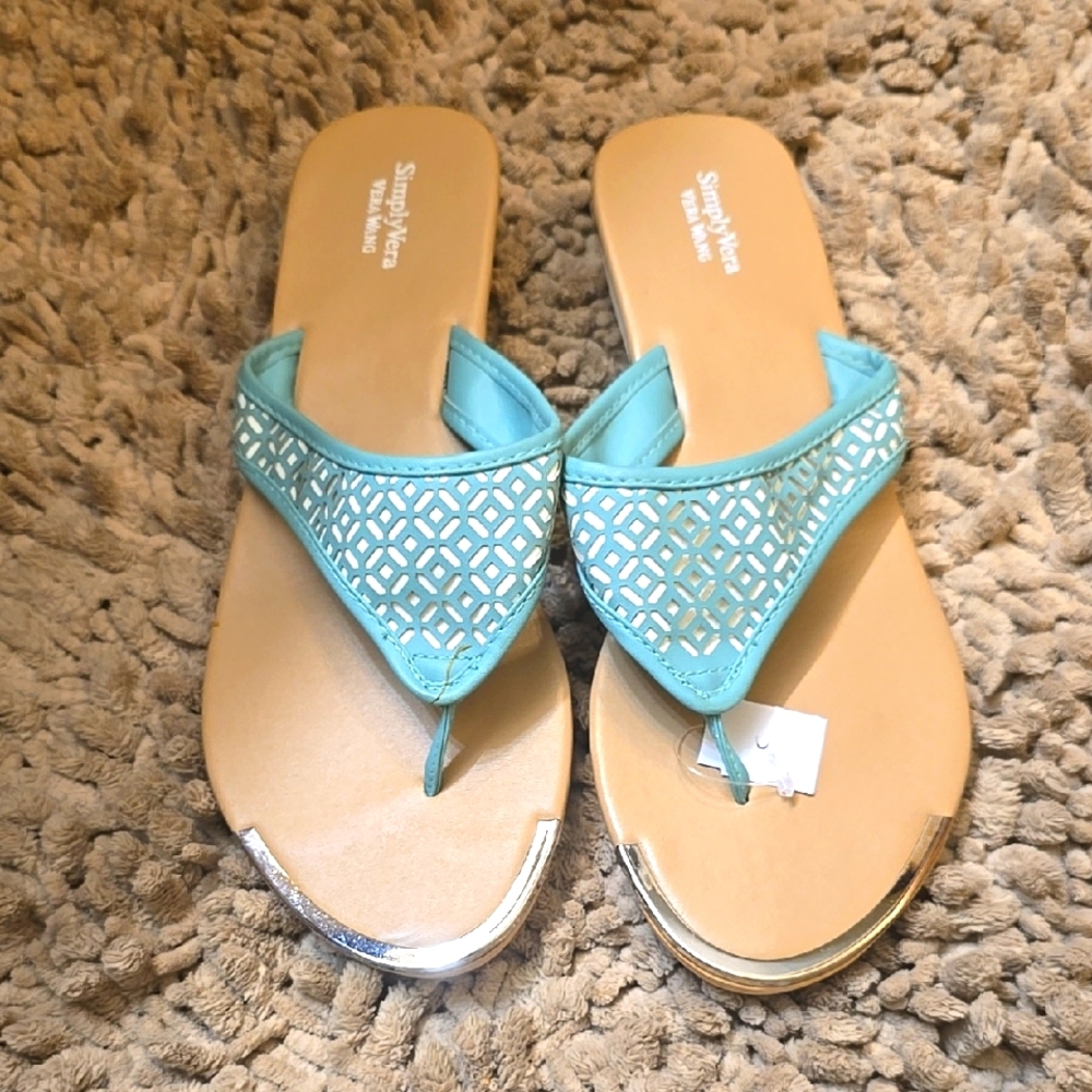 New‎ Simply Vera Women's Size 9-10 Blue Turquoise Gold Metal Tipped Toe Sandal